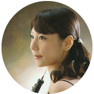 上品 綾香